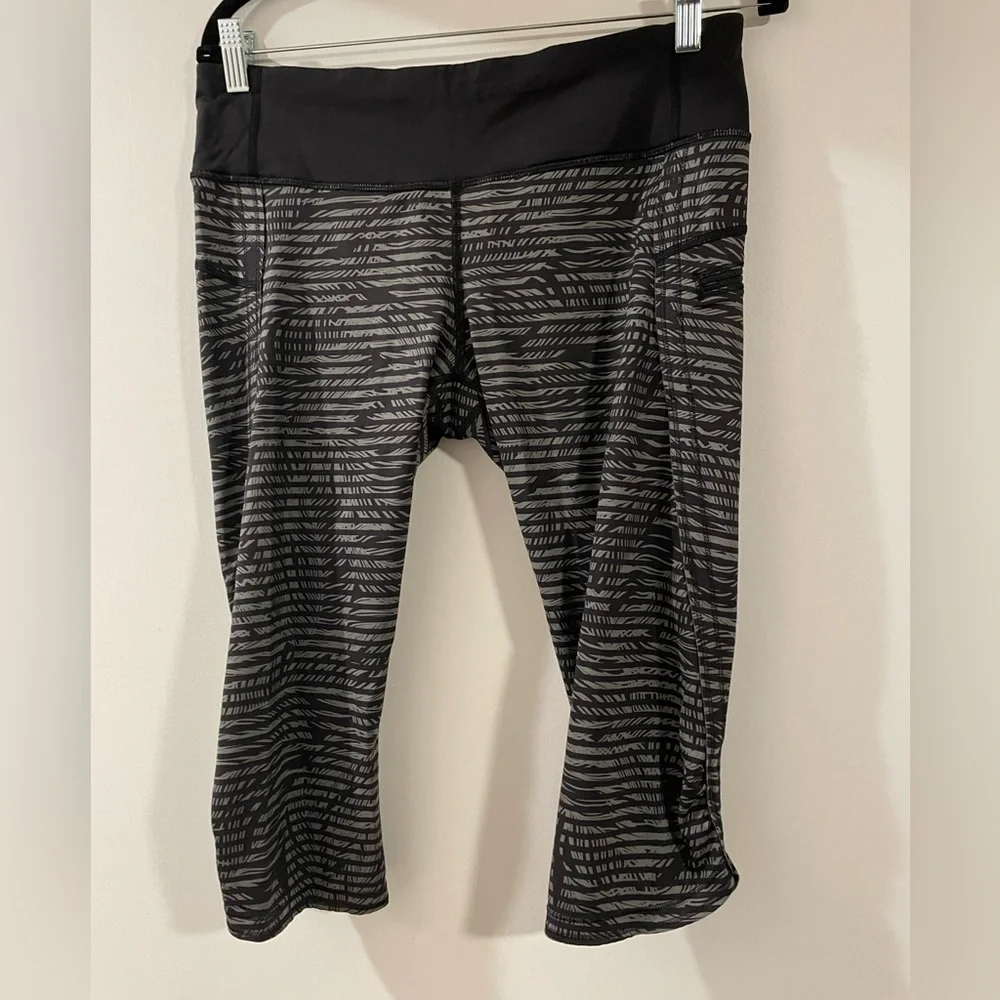 Lululemon cropped 12‎